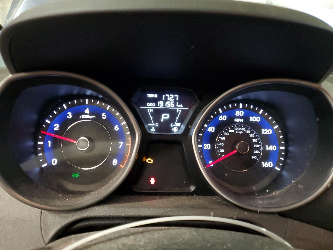 2011 Hyundai Elantra - Image 9