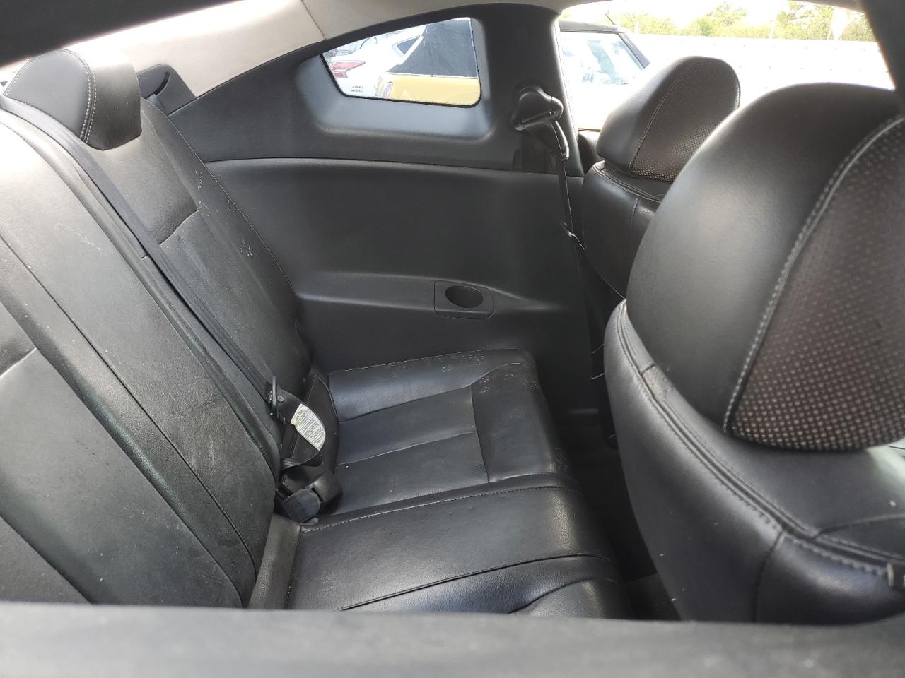 2010 Nissan Altima - Image 10