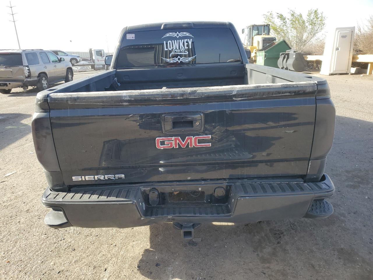 2017 GMC Sierra - Image 6