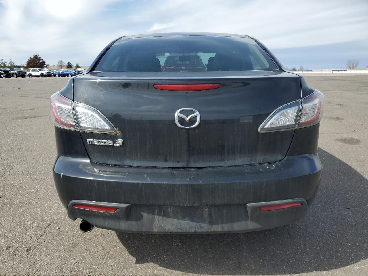2010 Mazda 3 - Image 6