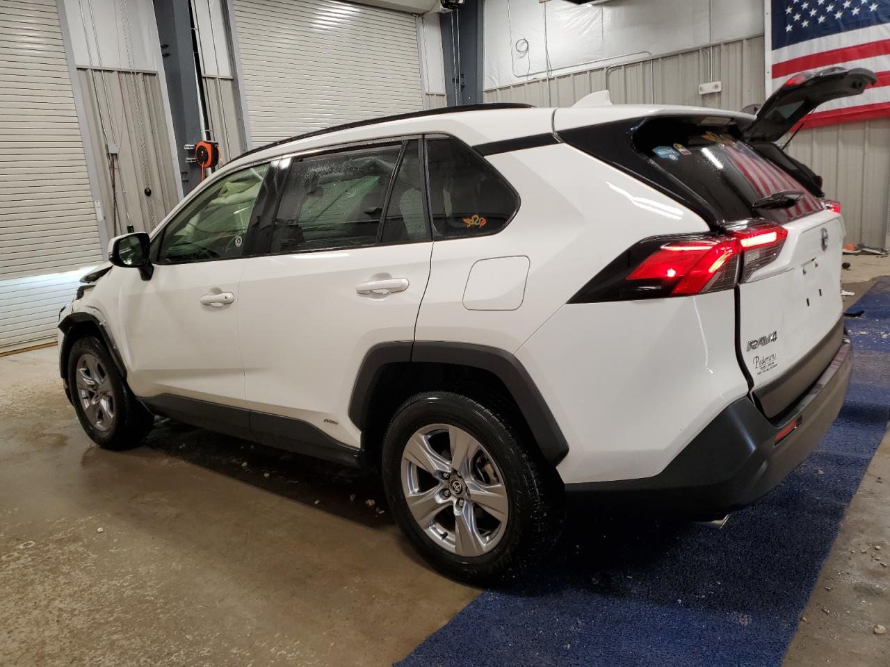 2022 Toyota RAV 4 - Image 2