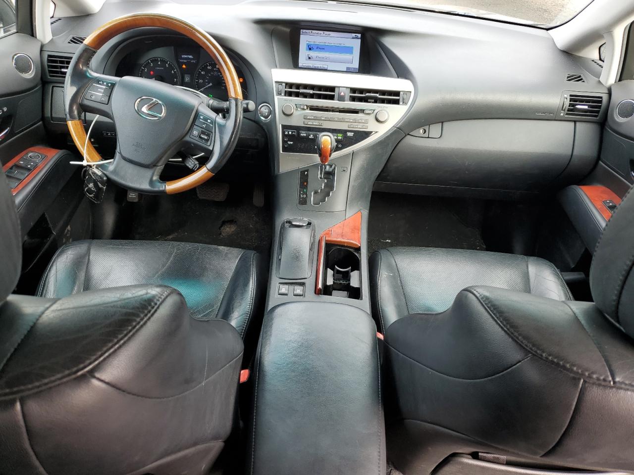 2011 Lexus RX - Image 8