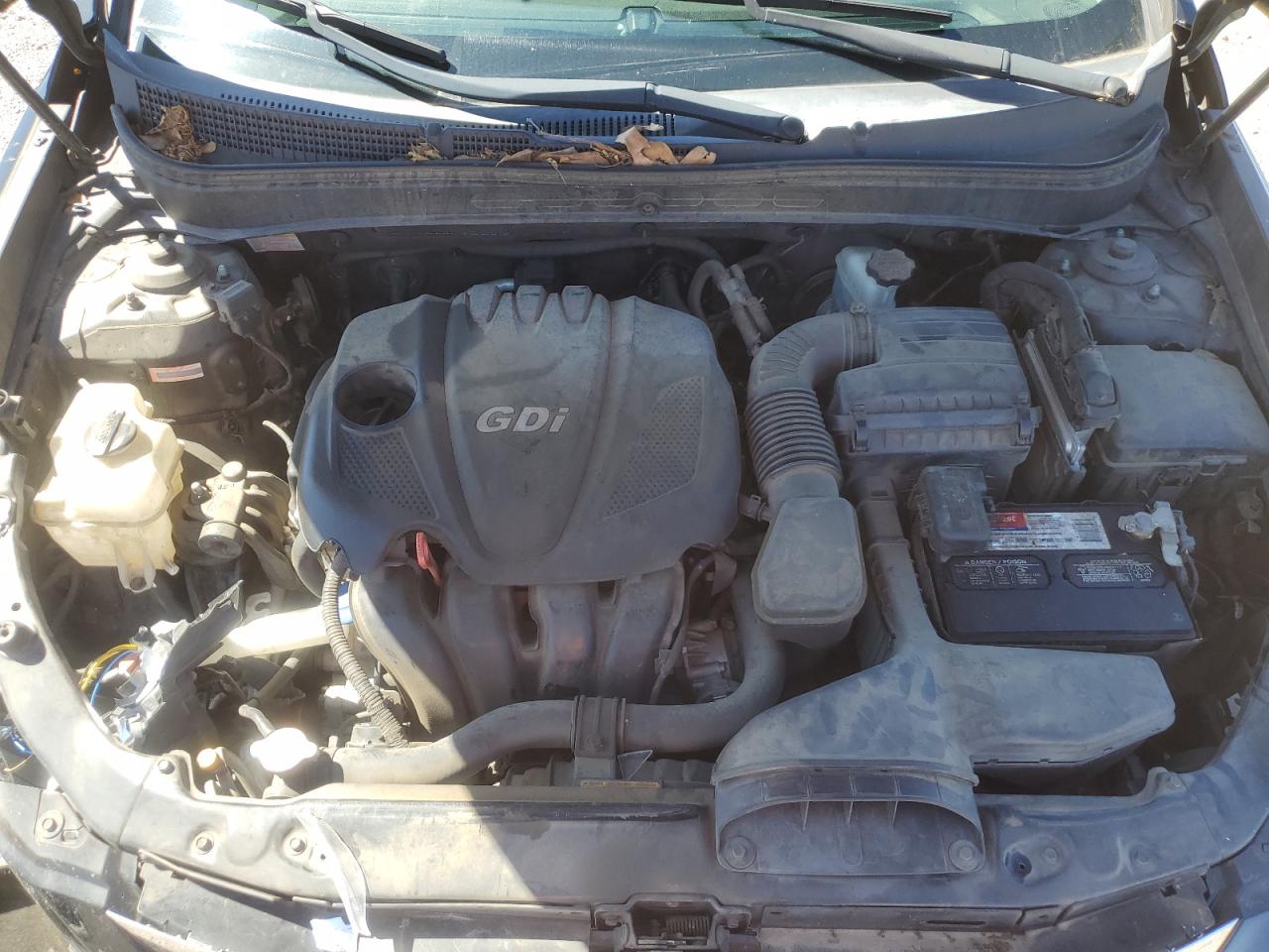 2011 Hyundai Sonata - Image 11