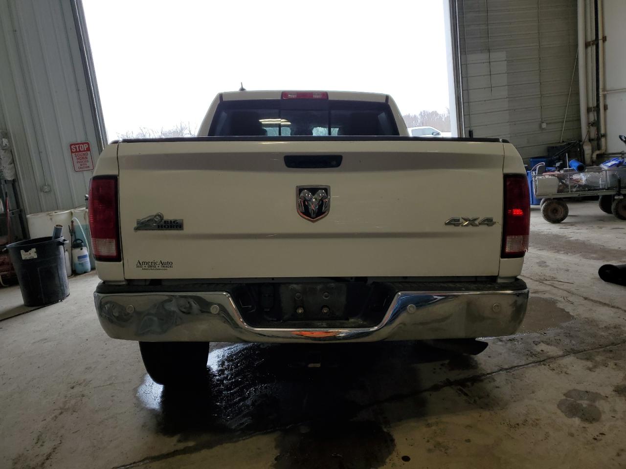 2016 RAM 1500 - Image 6