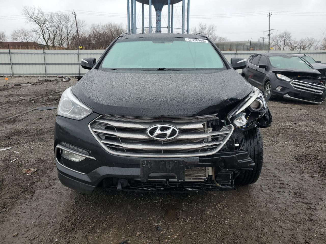 2017 Hyundai Santa Fe - Image 5