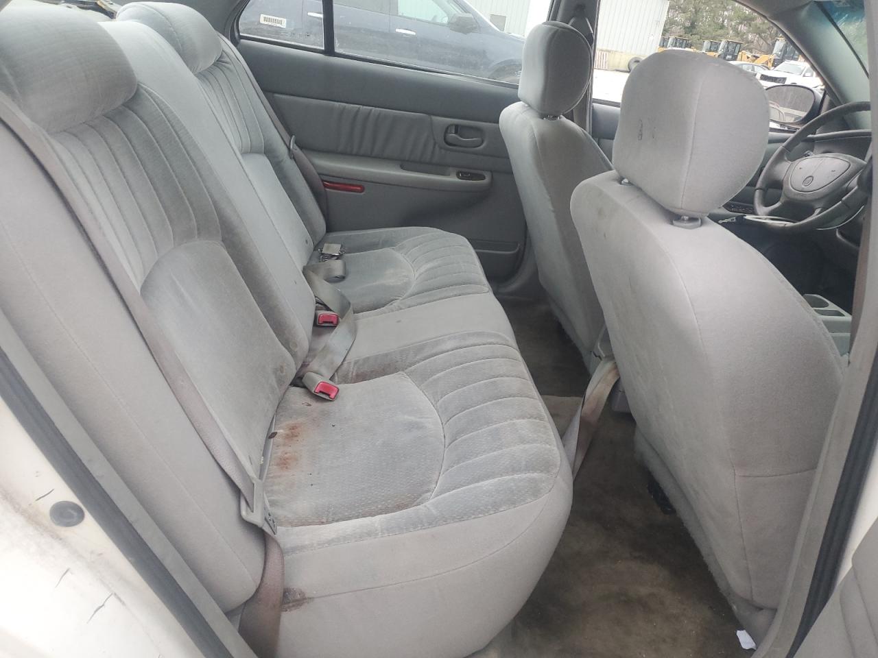 2003 Buick Century - Image 10