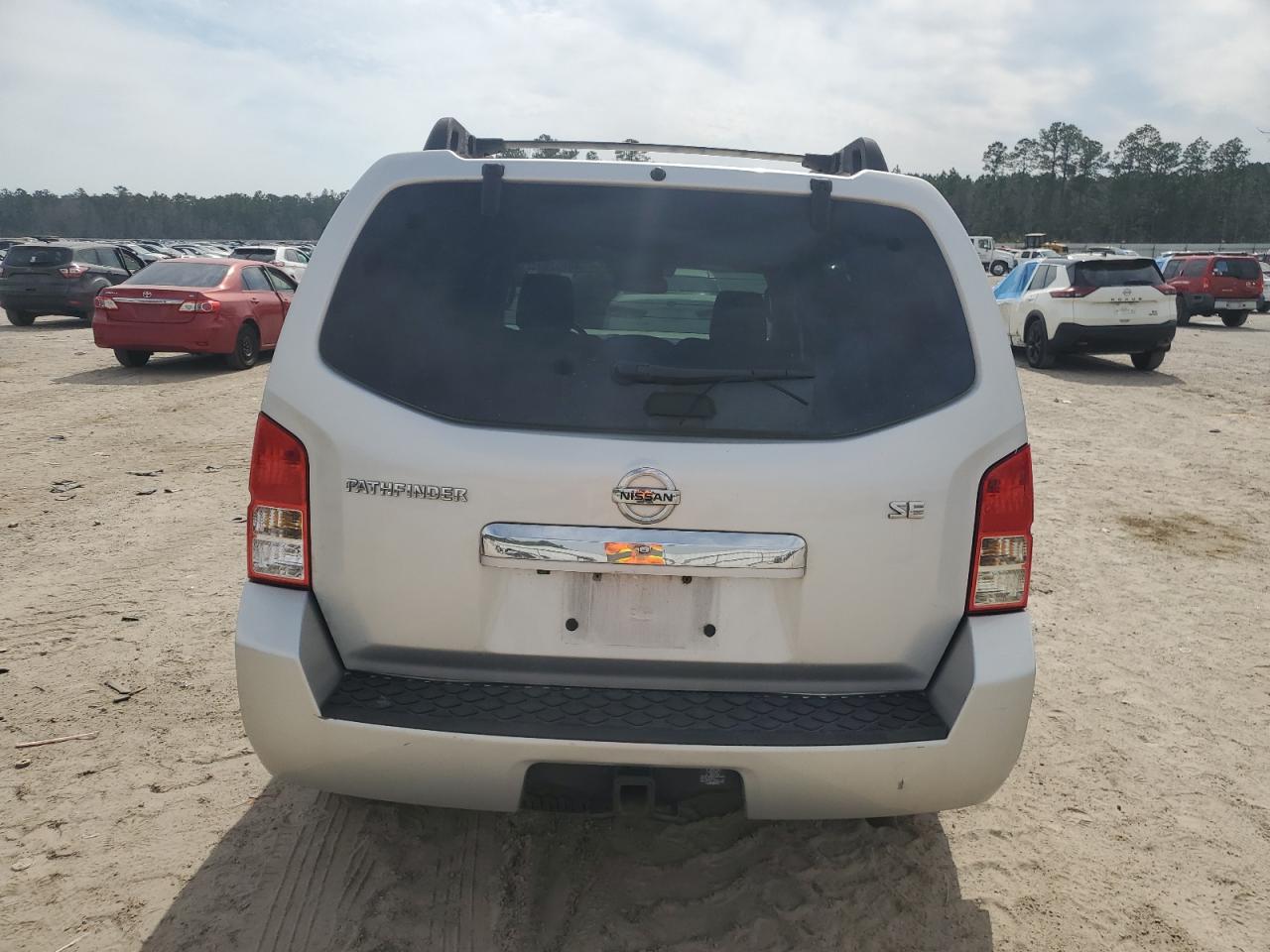 2010 Nissan Pathfinder - Image 6