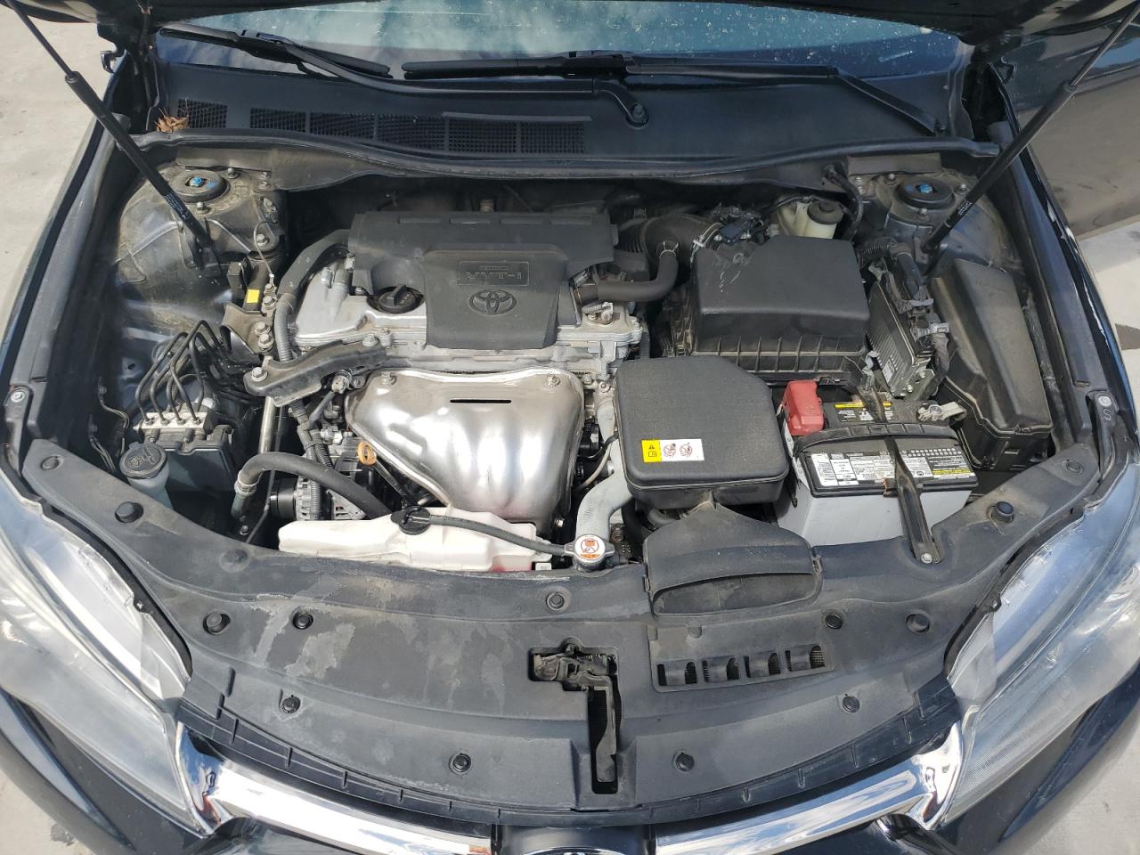 2017 Toyota Camry - Image 11