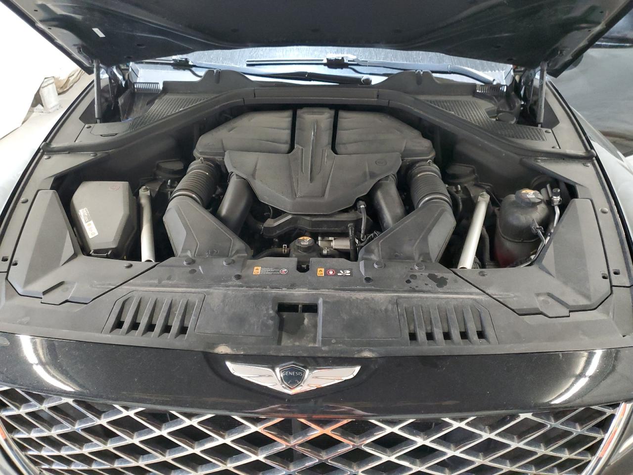 2023 Genesis GV80 - Image 12