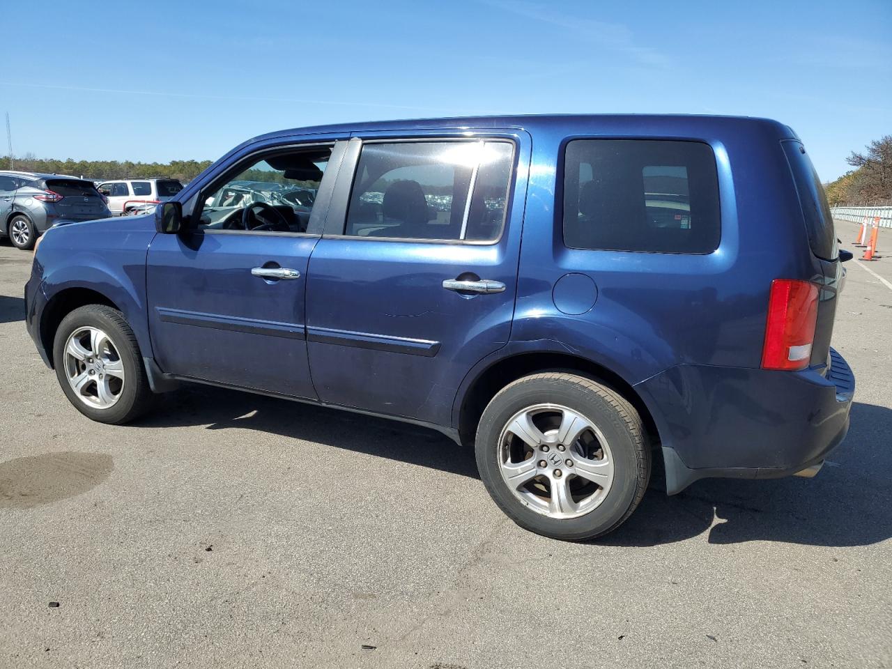 2014 Honda Pilot - Image 2