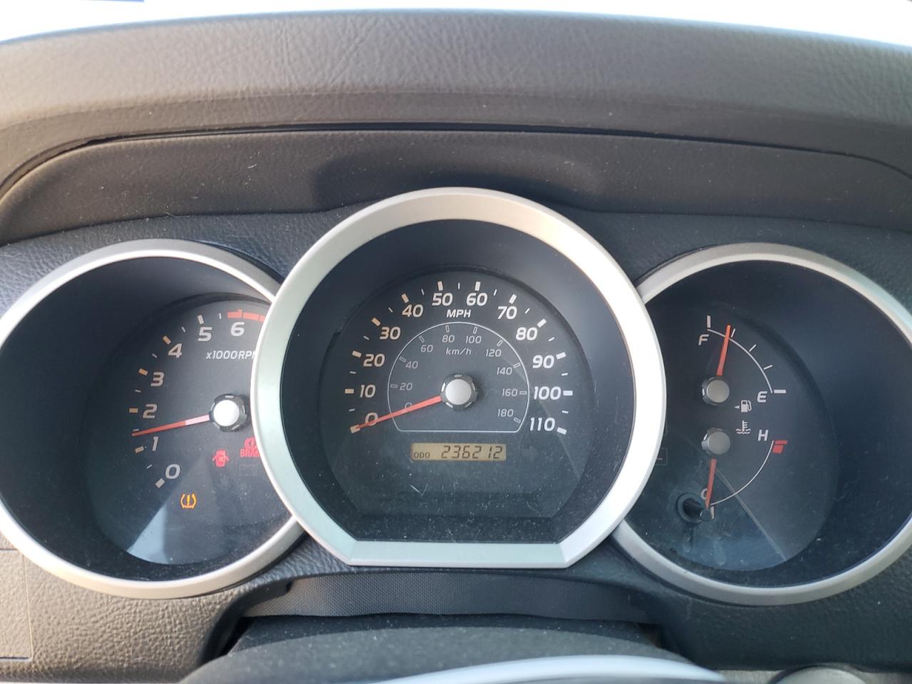 2006 Toyota 4Runner - Image 9