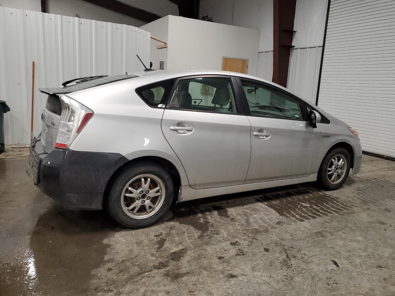 2011 Toyota Prius - Image 3