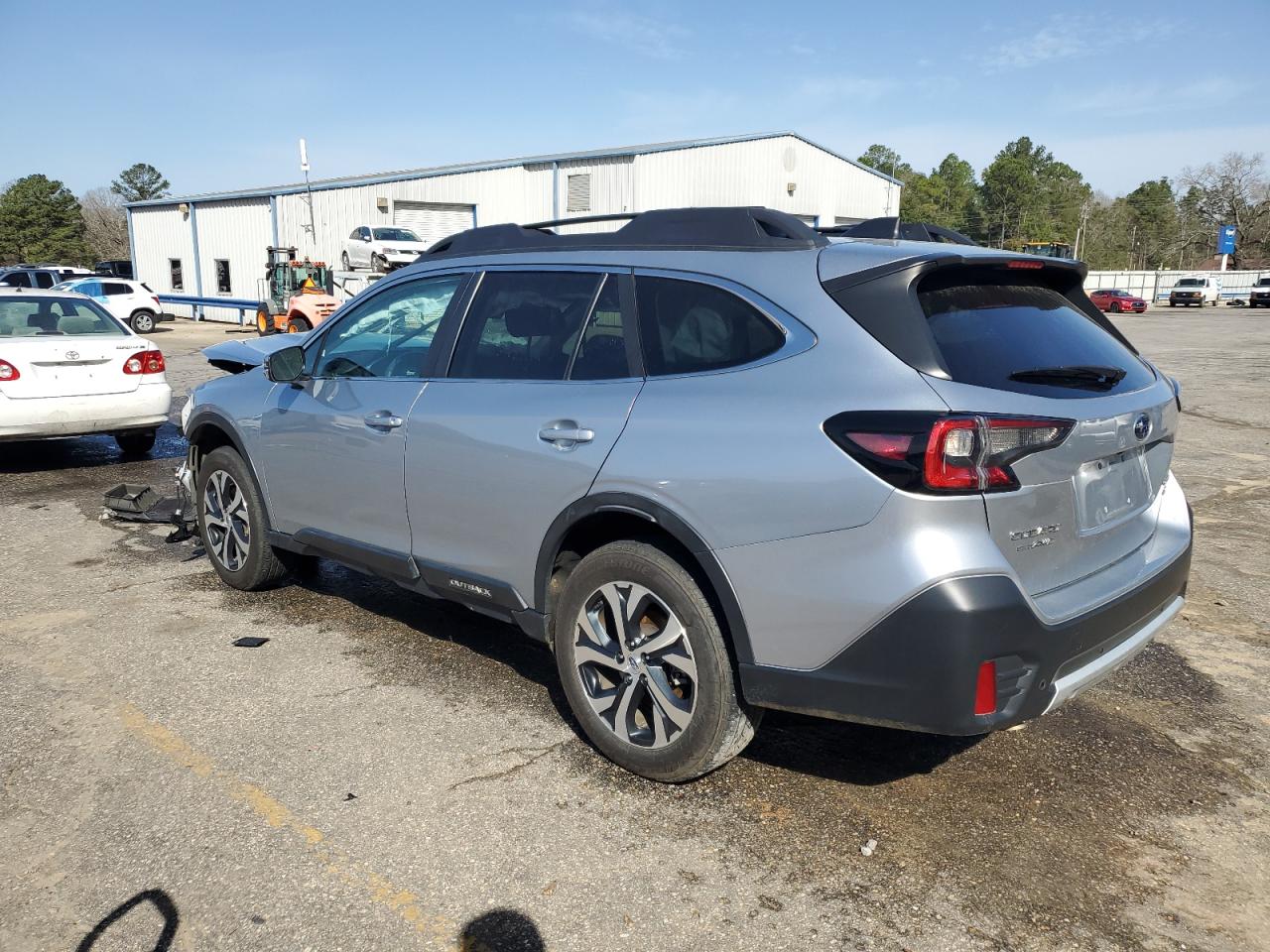 2020 Subaru Outback - Image 2