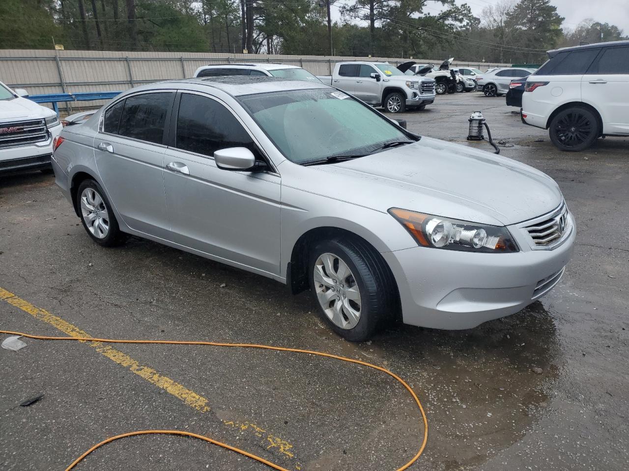 2010 Honda Accord - Image 4