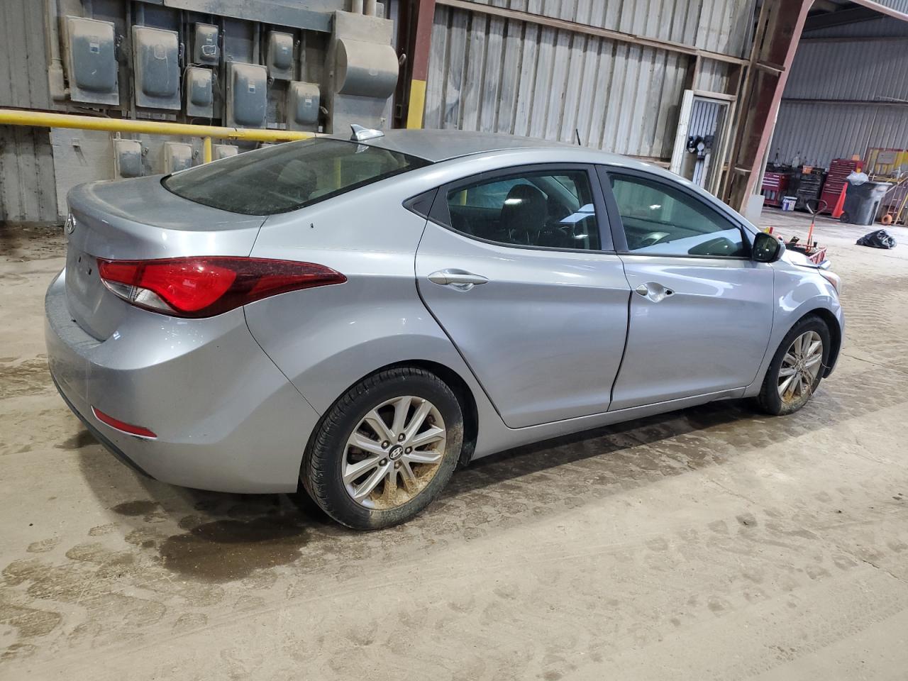 2016 Hyundai Elantra - Image 3