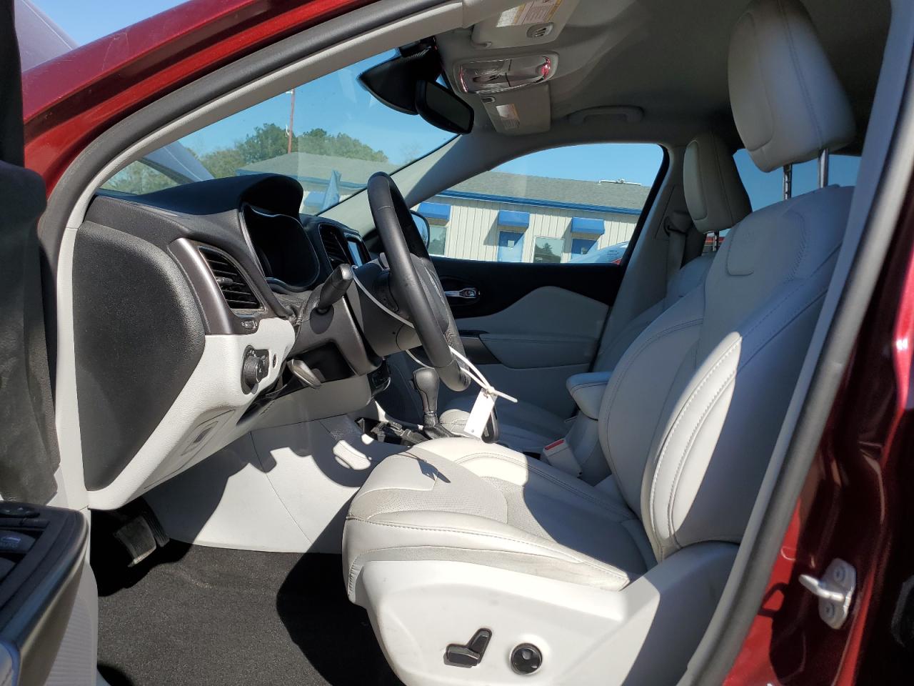 2020 Jeep Grand Cherokee - Image 7