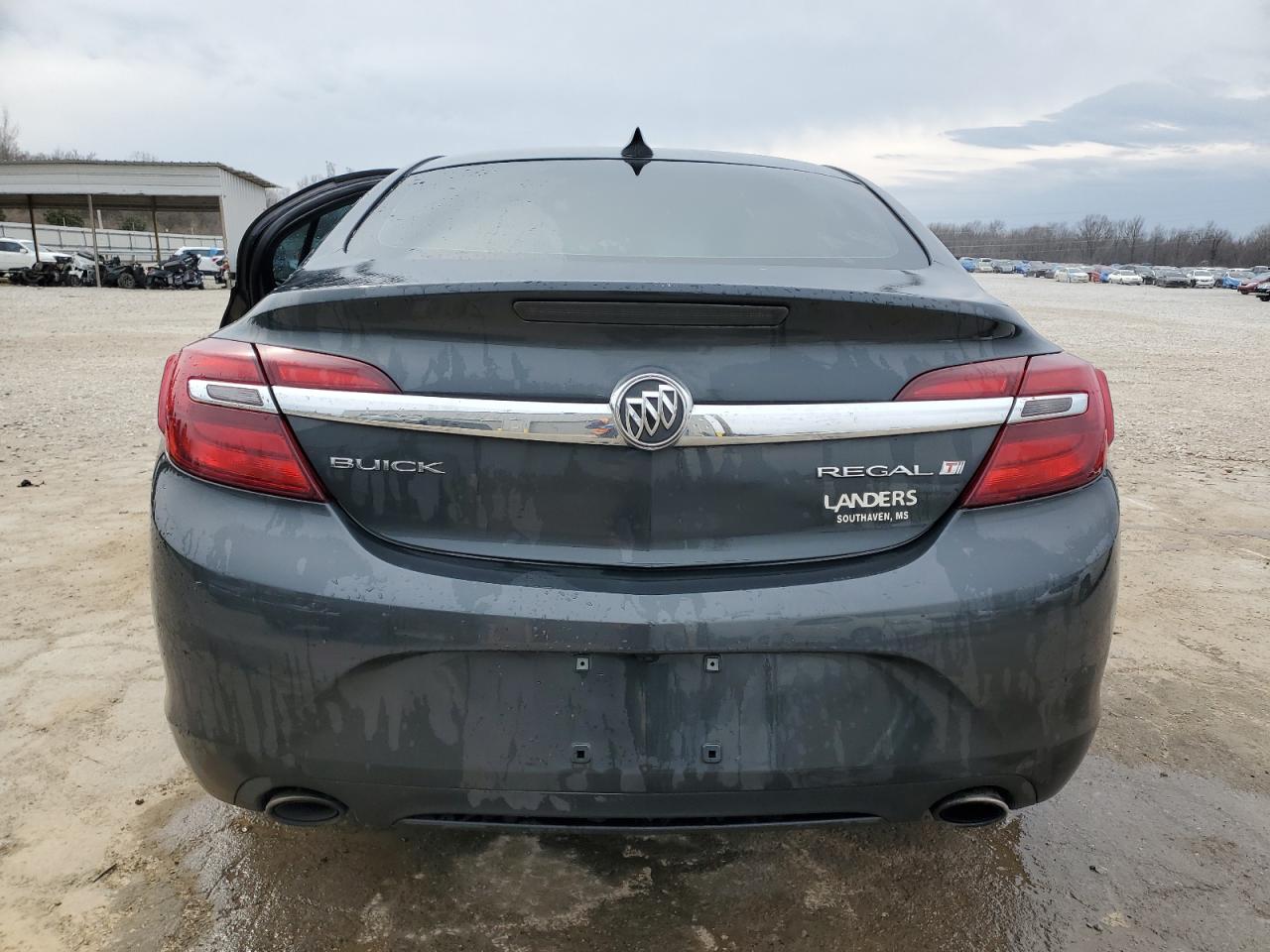 2015 Buick Regal - Image 6