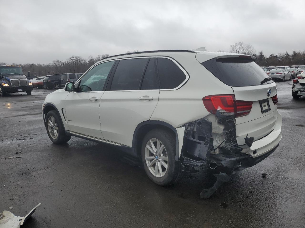 2015 BMW X5 - Image 2