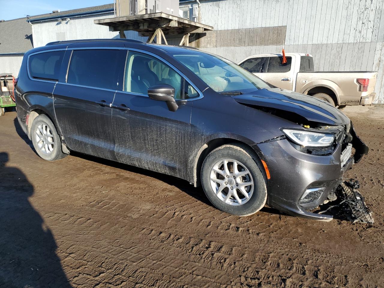2022 Chrysler Pacifica - Image 4