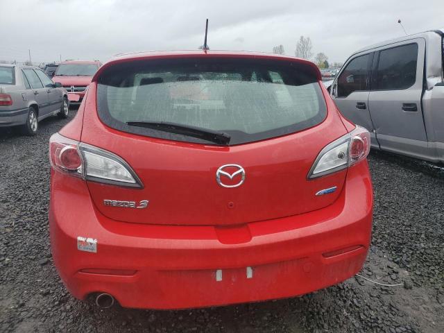  MAZDA 3 2013 Красный