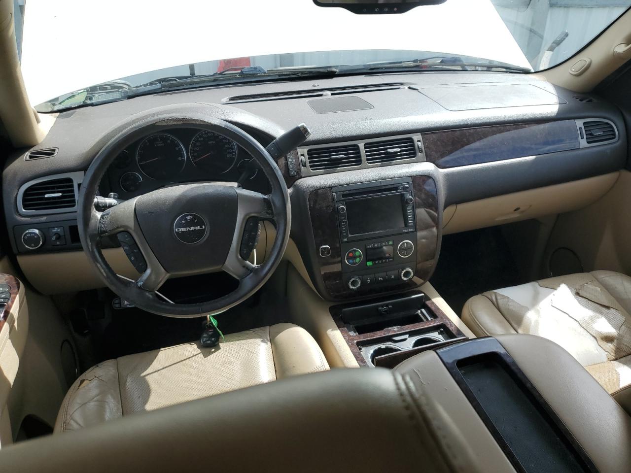 2010 GMC Yukon - Image 8
