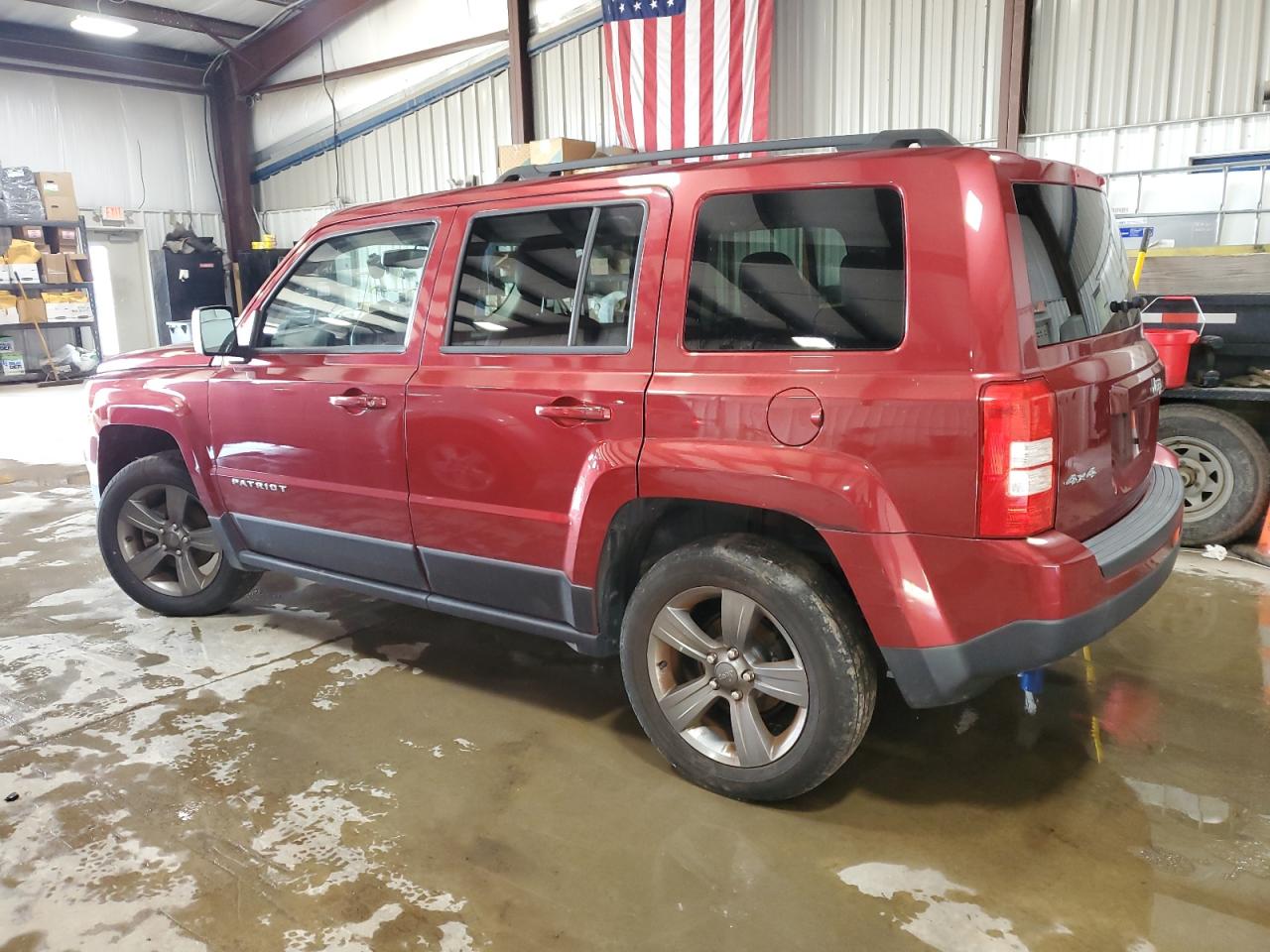 2015 Jeep Liberty (Patriot) - Image 2