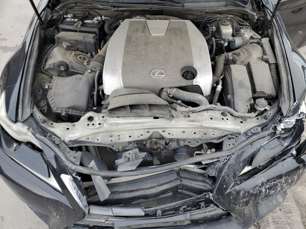 2014 Lexus IS - Image 11