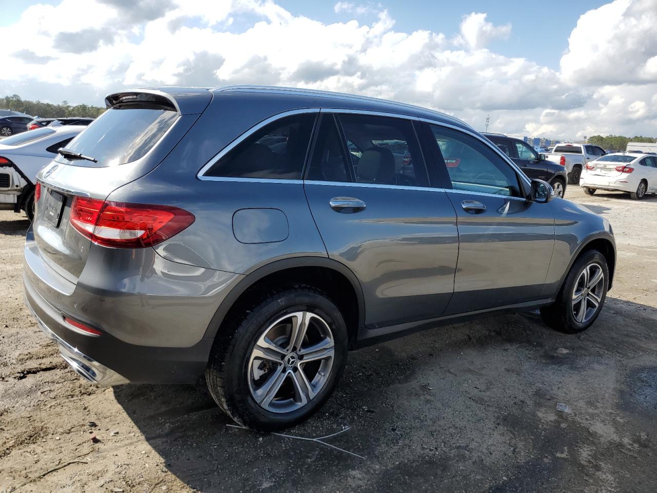 2019 Mercedes-Benz GLC - Image 3