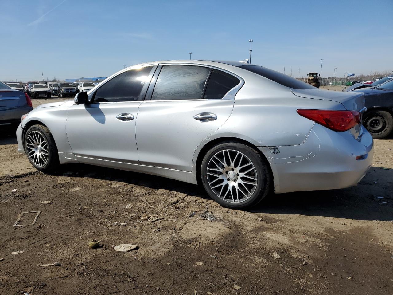 2015 Infiniti Q50 - Image 2
