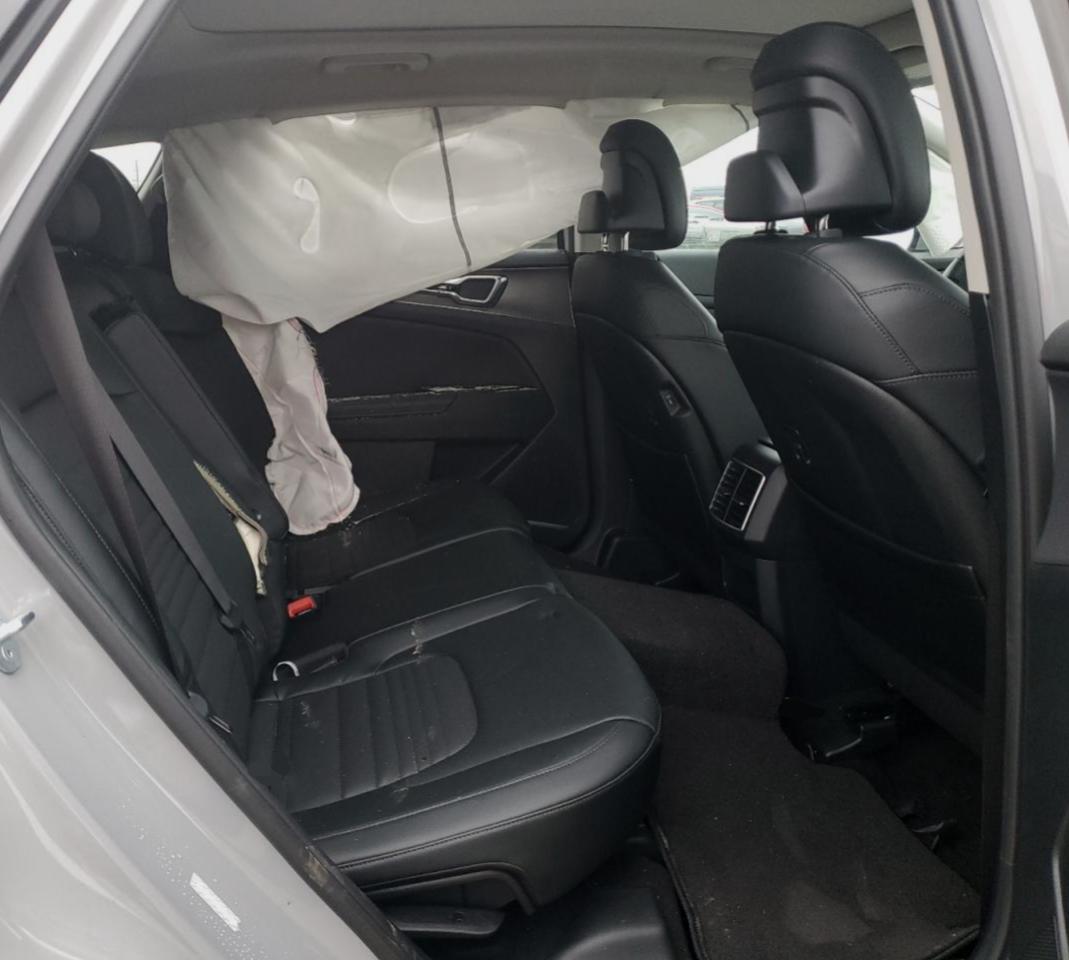 2024 Kia Sportage - Image 10