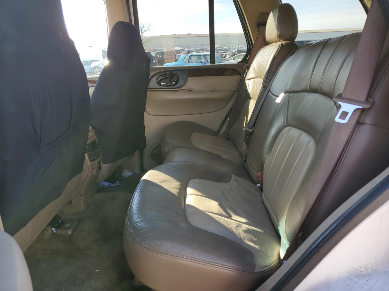 2004 GMC Envoy - Image 11