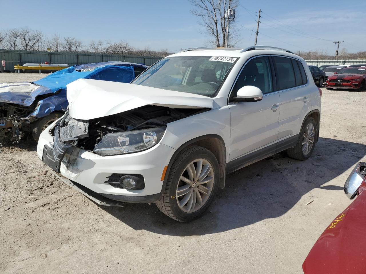 2015 Volkswagen Tiguan - Image 1