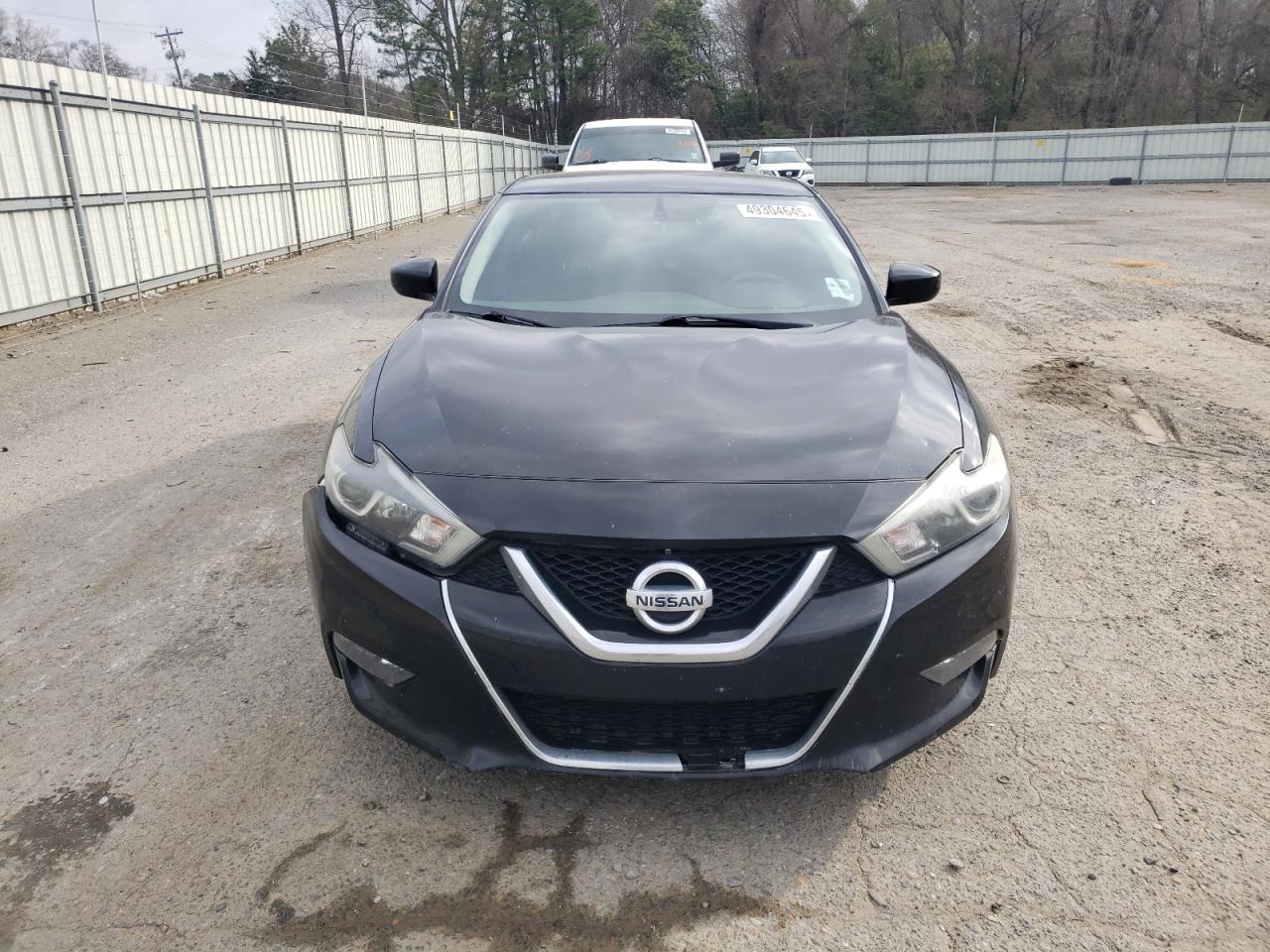 2018 Nissan Maxima - Image 5