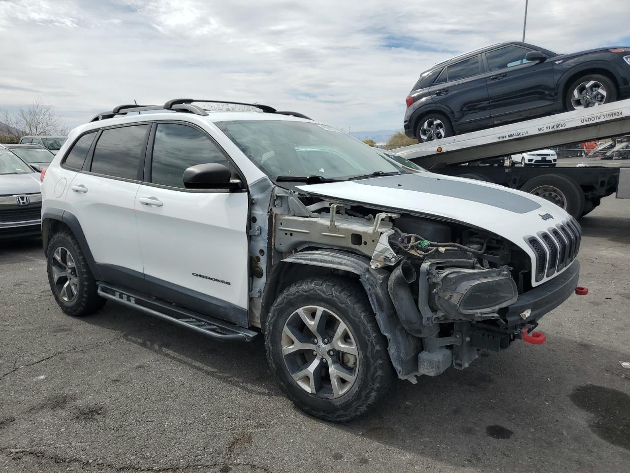 2015 Jeep Cherokee - Image 4