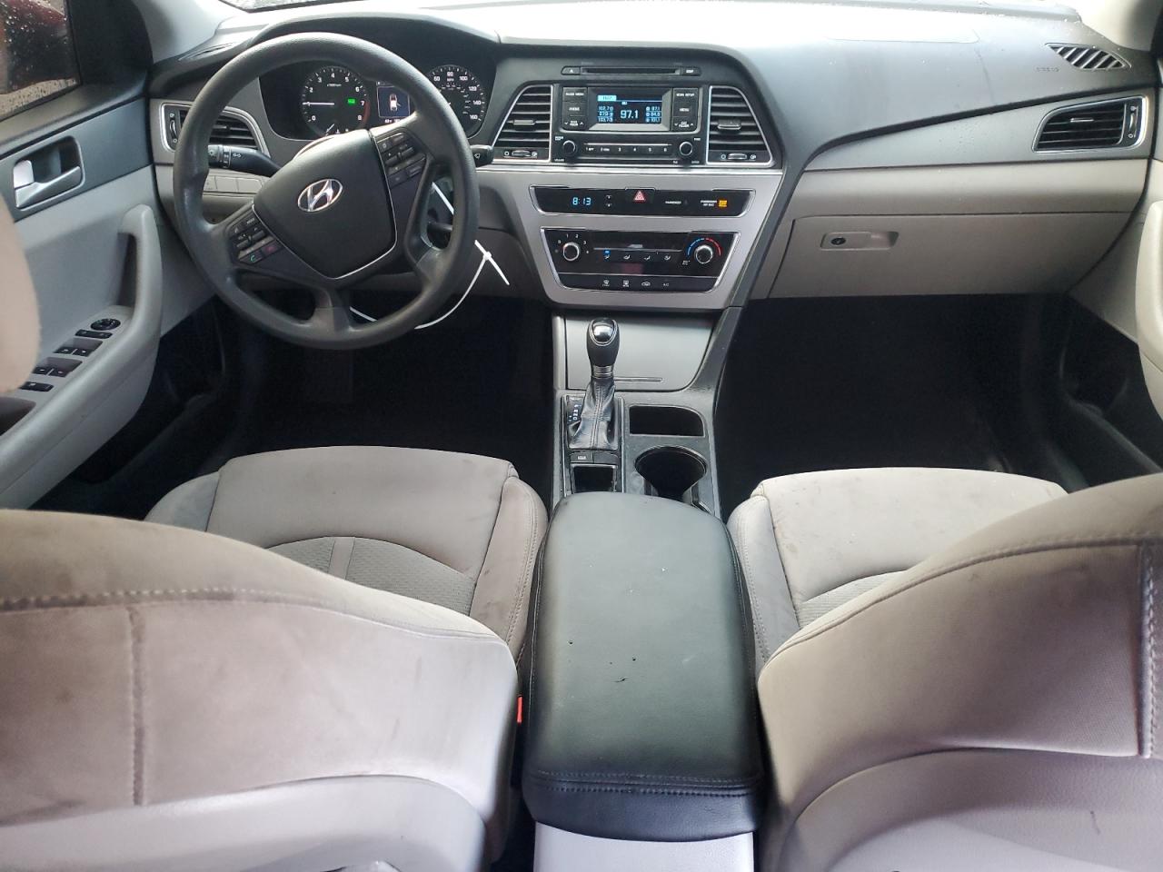 2015 Hyundai Sonata - Image 8