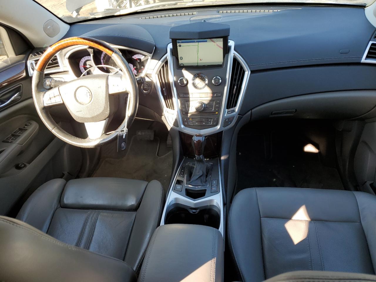 2011 Cadillac SRX - Image 8