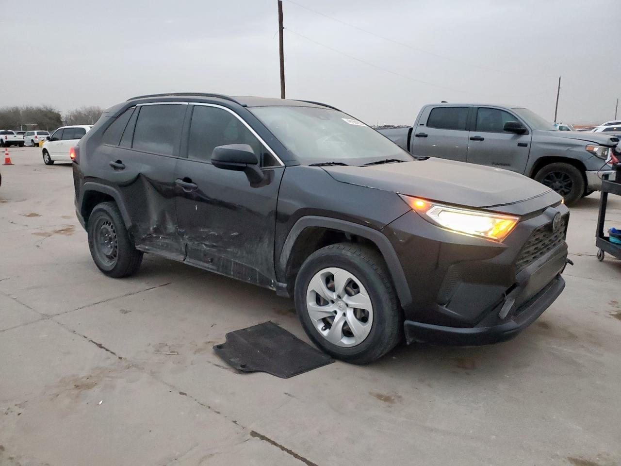 2019 Toyota RAV 4 - Image 4