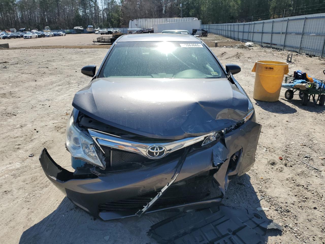 2014 Toyota Camry - Image 5