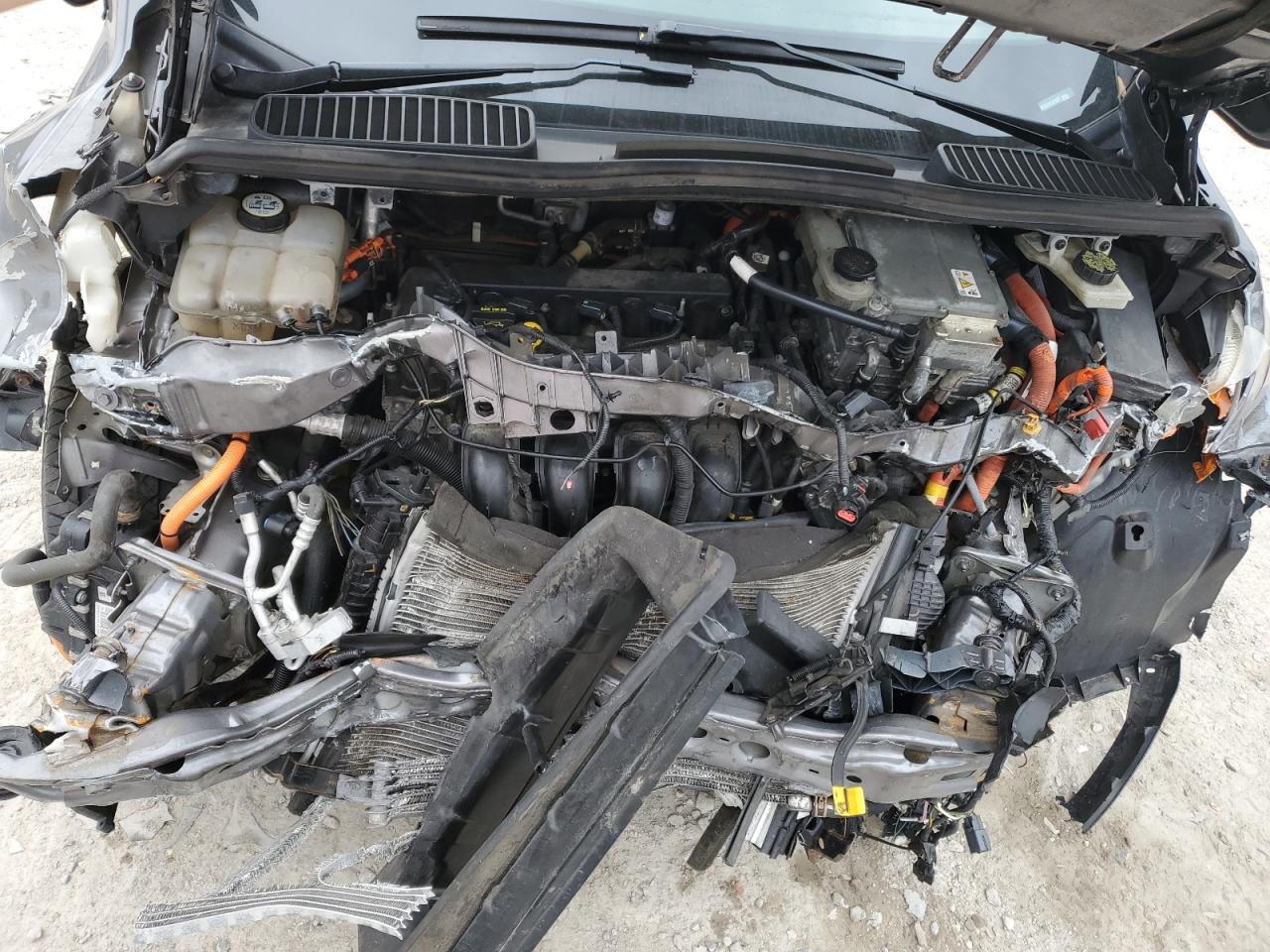2013 Ford C-MAX - Image 11