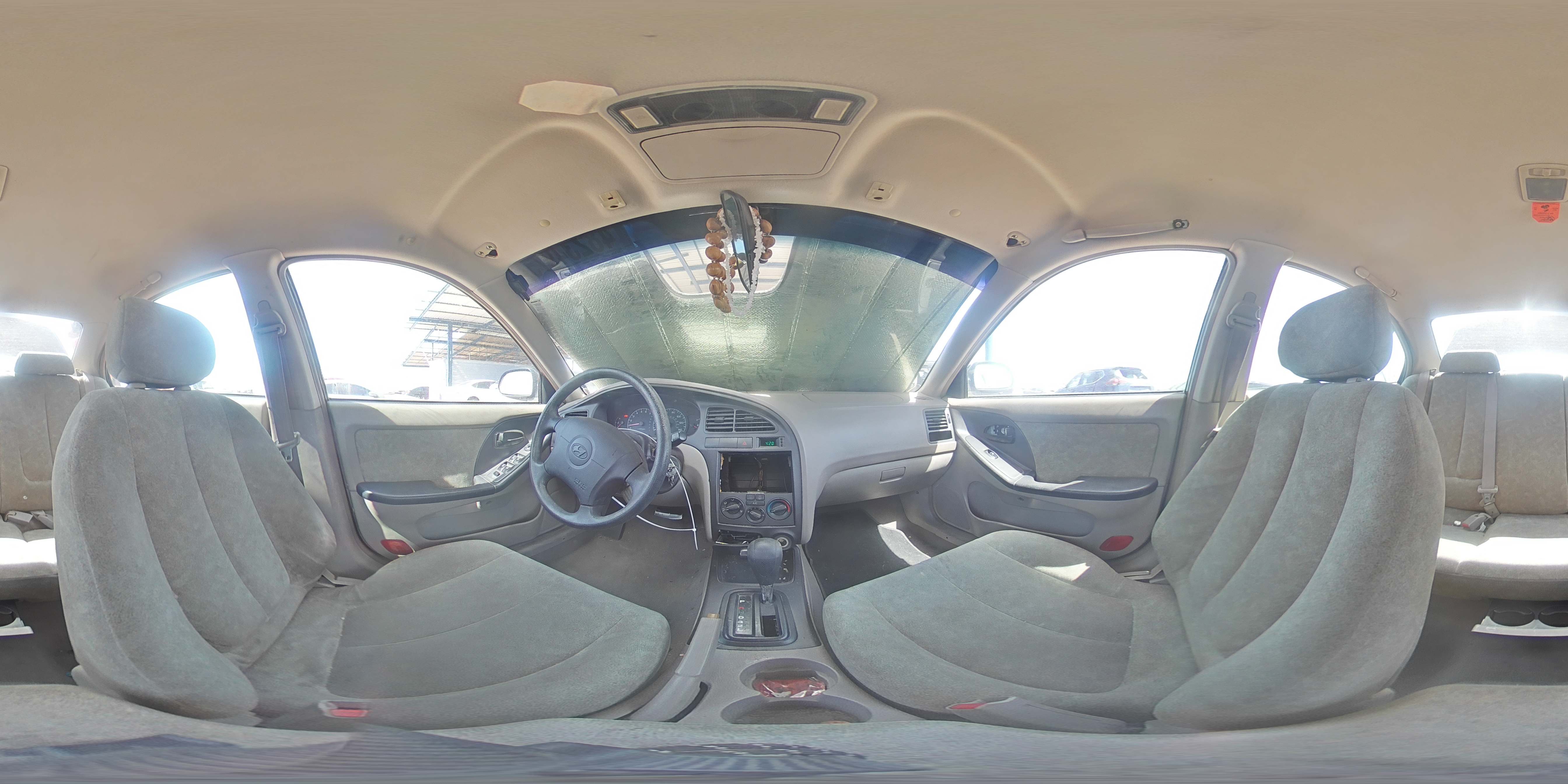2001 Hyundai Elantra - Image 13