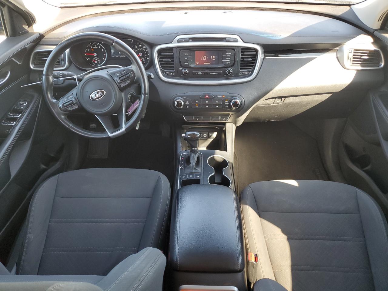 2016 Kia Sorento - Image 8