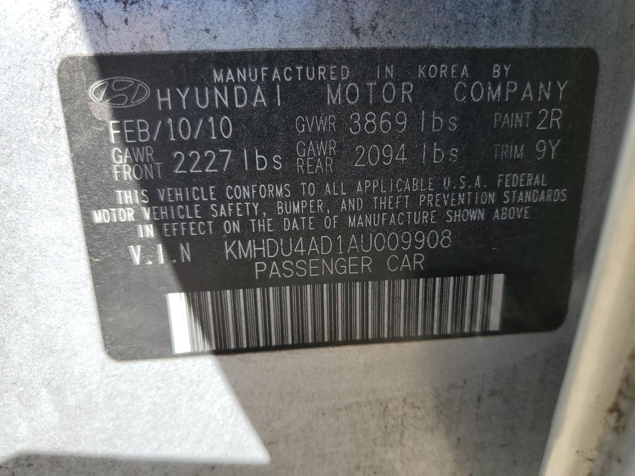 2010 Hyundai Elantra - Image 12