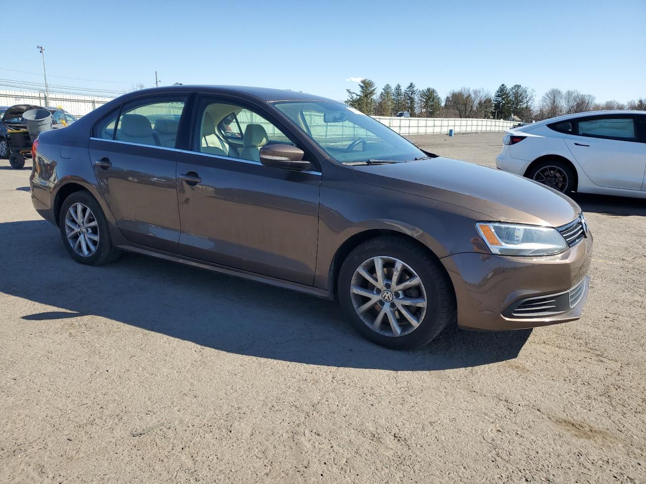 2014 Volkswagen Jetta - Image 4