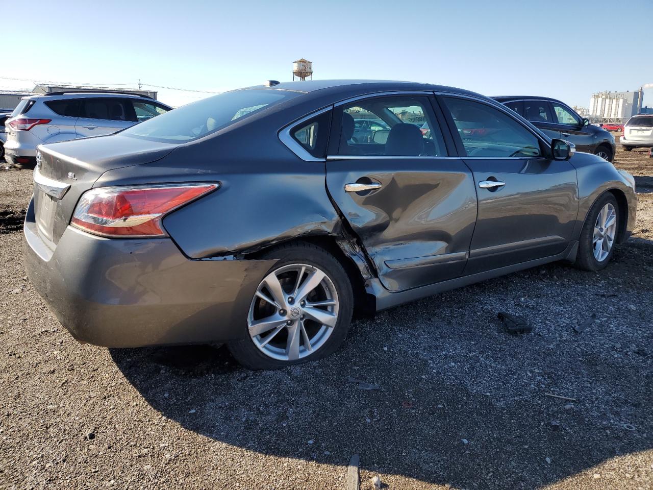 2015 Nissan Altima - Image 3