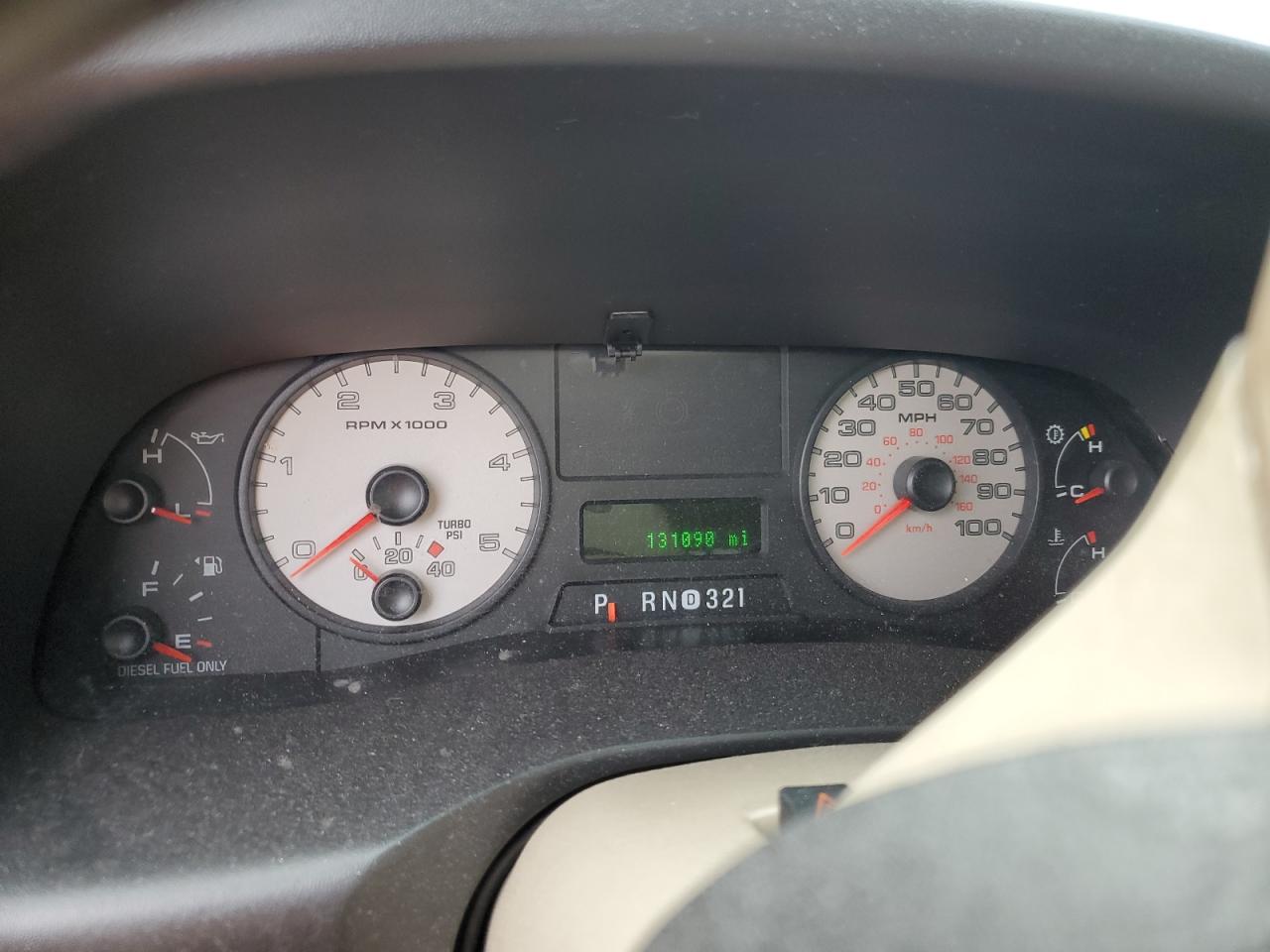 2006 Ford F350 - Image 9