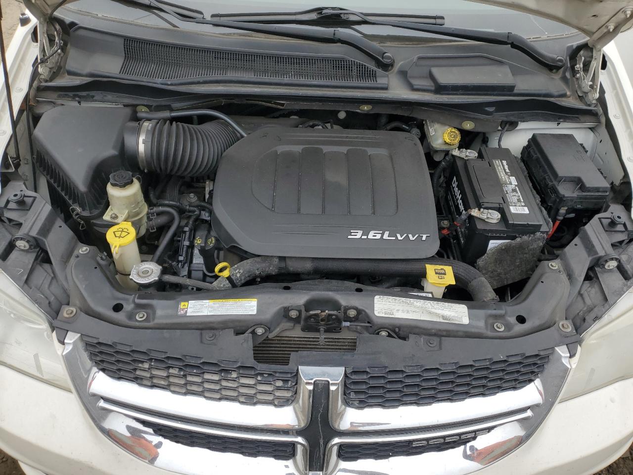 2012 Dodge Caravan - Image 12