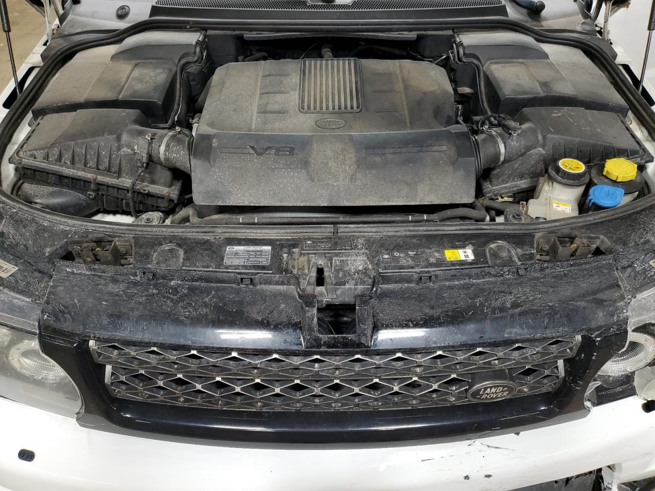 2013 Land Rover Range Rover - Image 12
