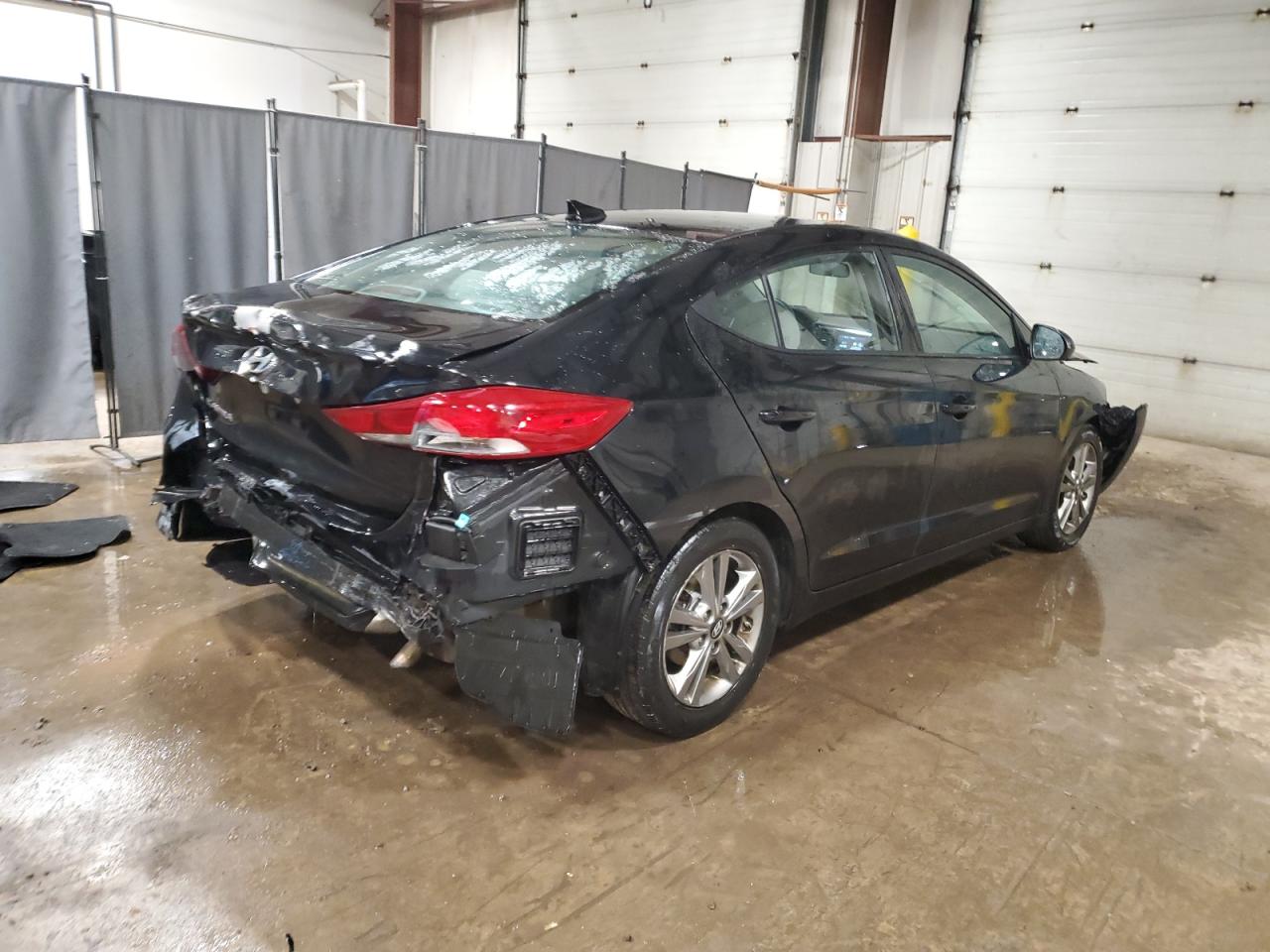 2018 Hyundai Elantra - Image 3