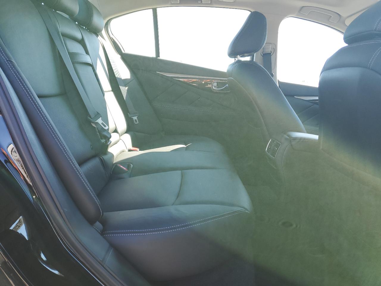 2017 Infiniti Q50 - Image 10