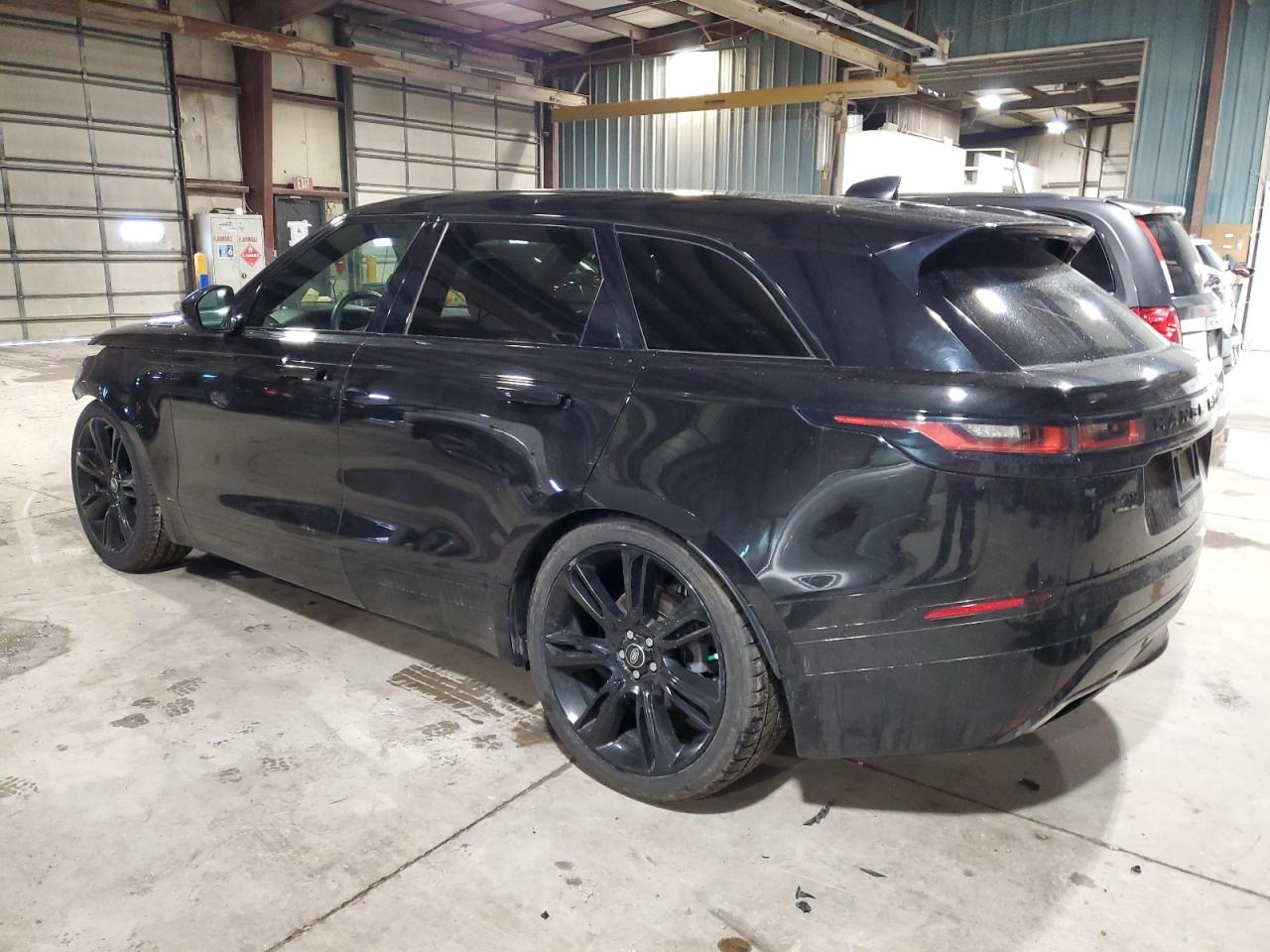 2019 Land Rover Range Rover - Image 2